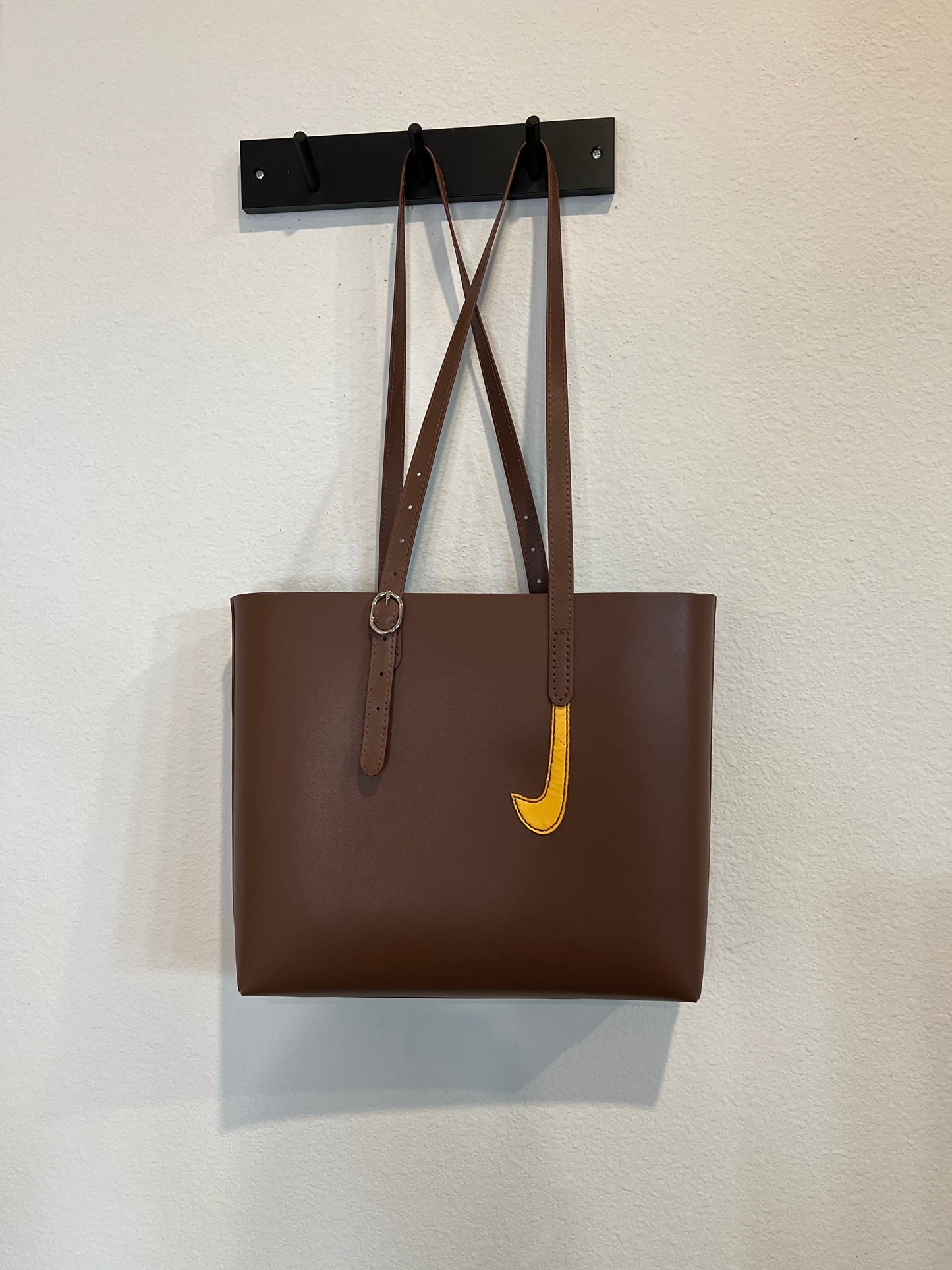 Check tote bag